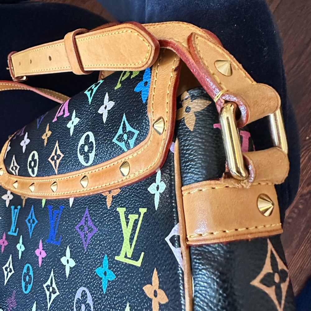 Louis Vuitton Multicolore Sologne PM. - Picture 11 of 17